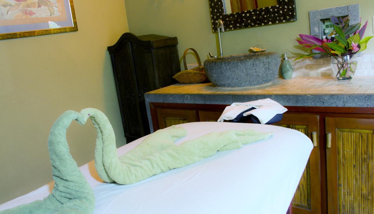 Waterfall Villas Baru Ngoại thất bức ảnh