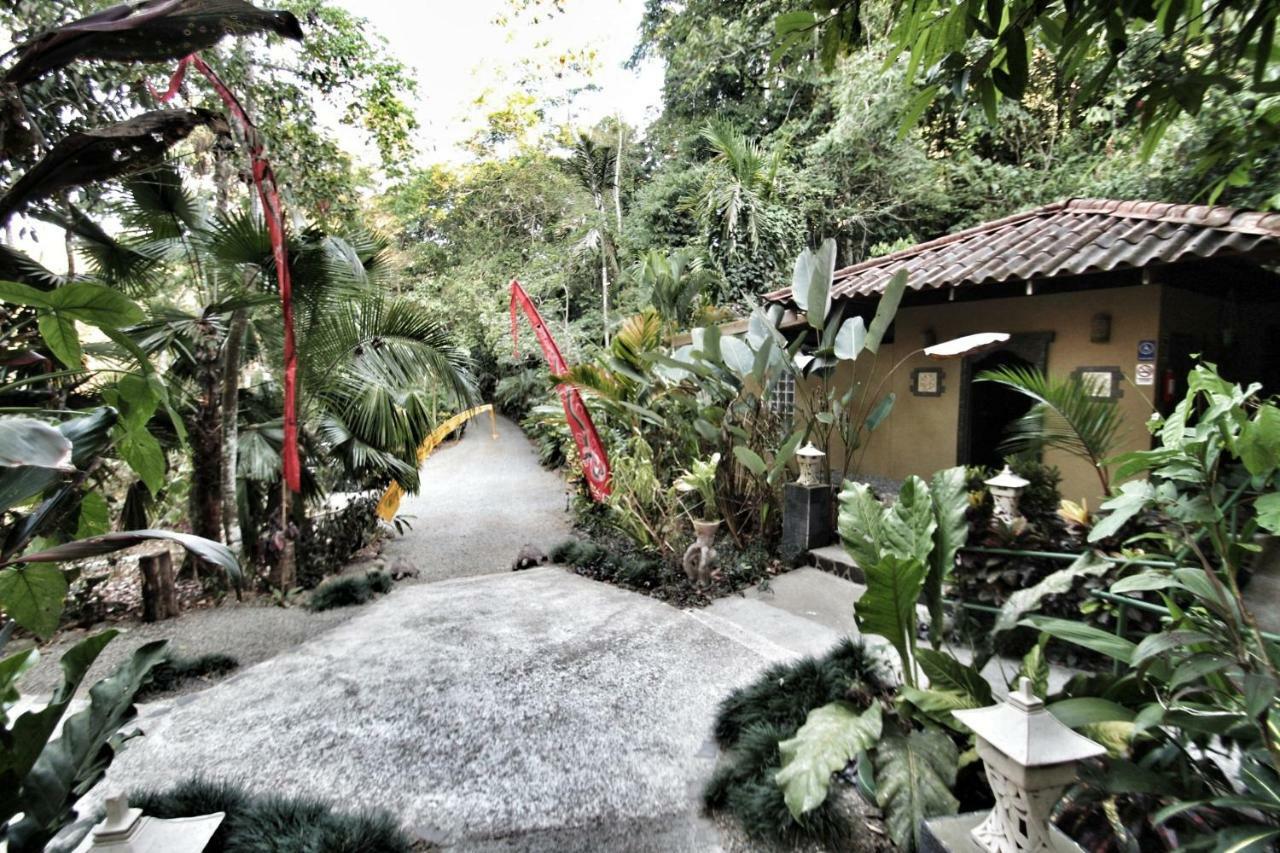 Waterfall Villas Baru Ngoại thất bức ảnh